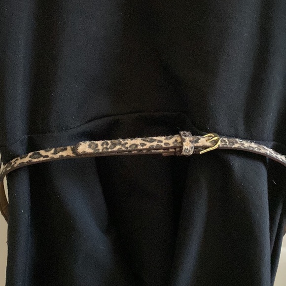 Black peplum top with belt - Picture 2 of 4